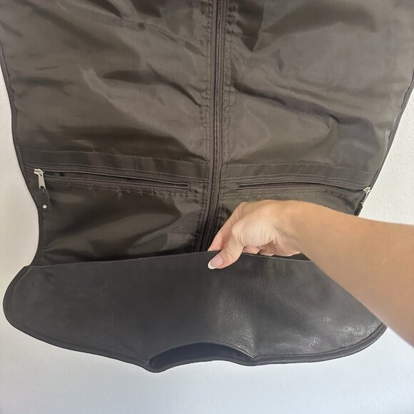 Canyon Outback Leather Goods Brown Genuine Bruno’s Memorial Logo Garment Bag - Picture 8 of 11